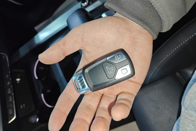 Used Audi A4L 2020 40 TFSI Fashion Dynamic Model
