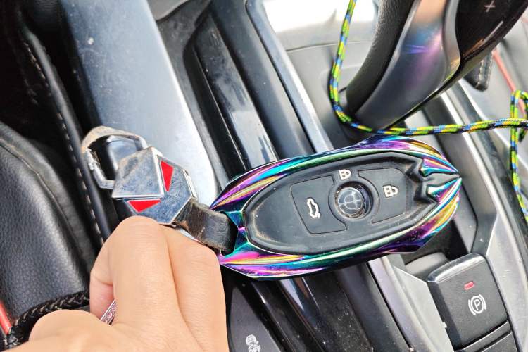 Used Brilliance V7 2018 280T DCT Luxury Model 5 Seats
