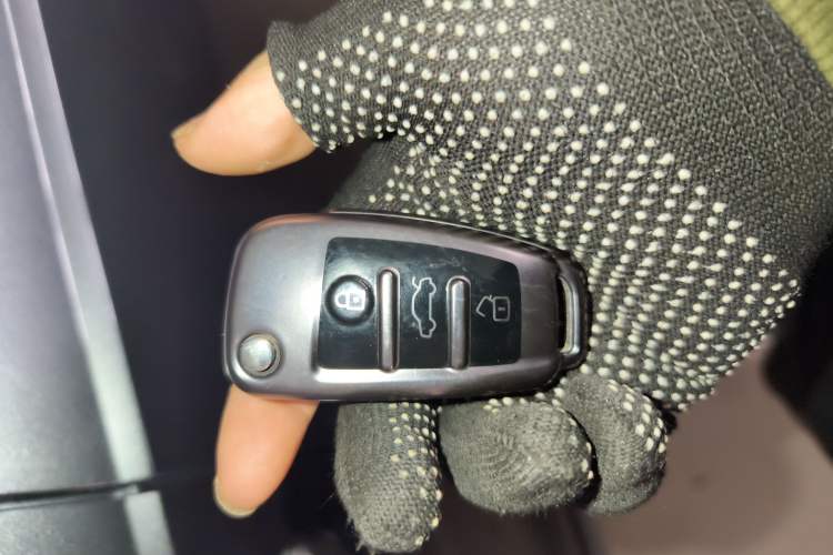 Used Audi Q3 2024 40 TFSI Fashion Dynamic Model