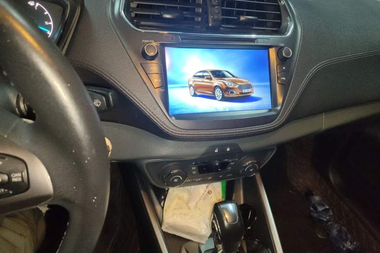 Used Ford Escort 2015 1.5L Automatic Fashion Model