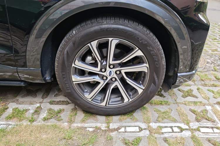 Used Ford Explorer 2023 EcoBoost 285 Rear-Drive Trend Edition 7-Seater
