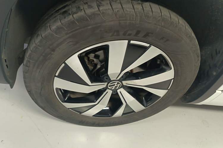 Used Volkswagen Tayron 2022 280TSI Two-Wheel Drive Luxury Smart Connectivity Version
