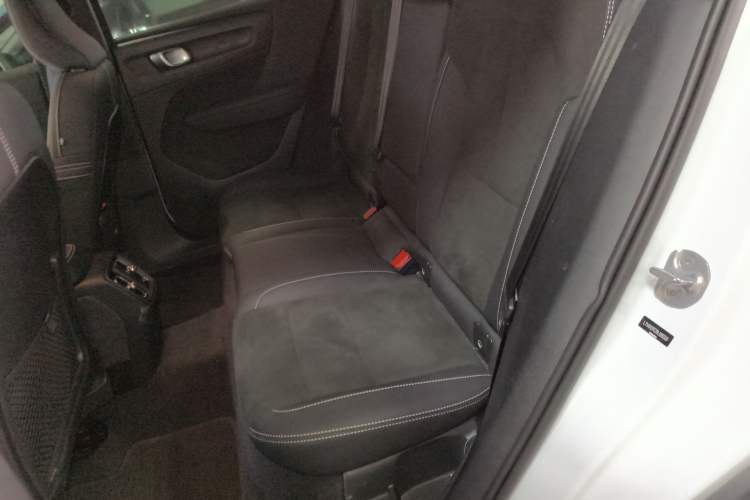 Used Volvo C40 2024 Long-Range PRO Version