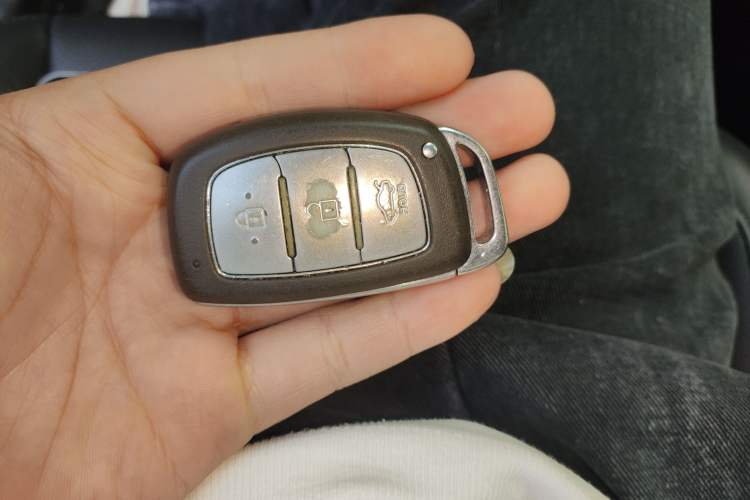 Used Hyundai Mistra 2014 1.8L Automatic Deluxe DLX Model