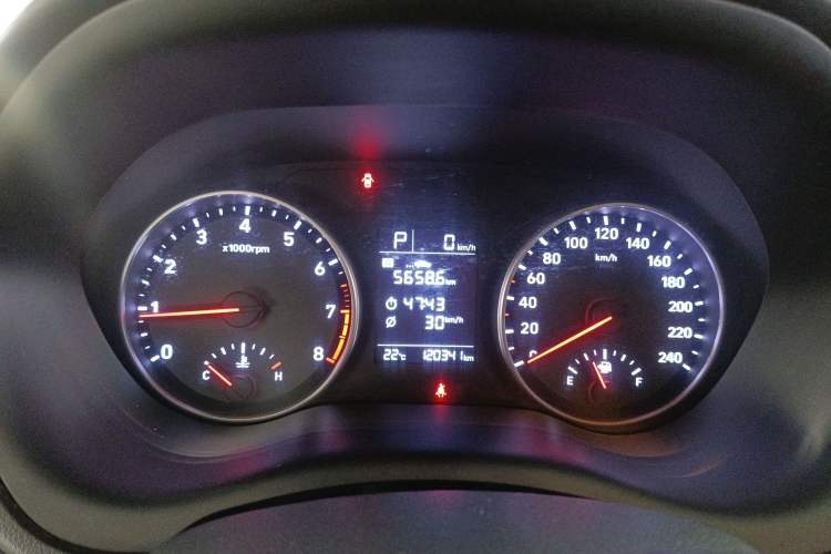 Used Hyundai Celesta 2017 1.6L Automatic Enjoyment Version GLS