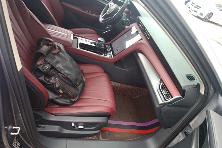 Used Hongqi H5 2023 2.0T Automatic Smart Connect Flagship Edition