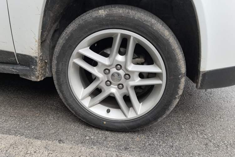 Used Jeep Compass 2013 2.4L four-wheel drive luxury version