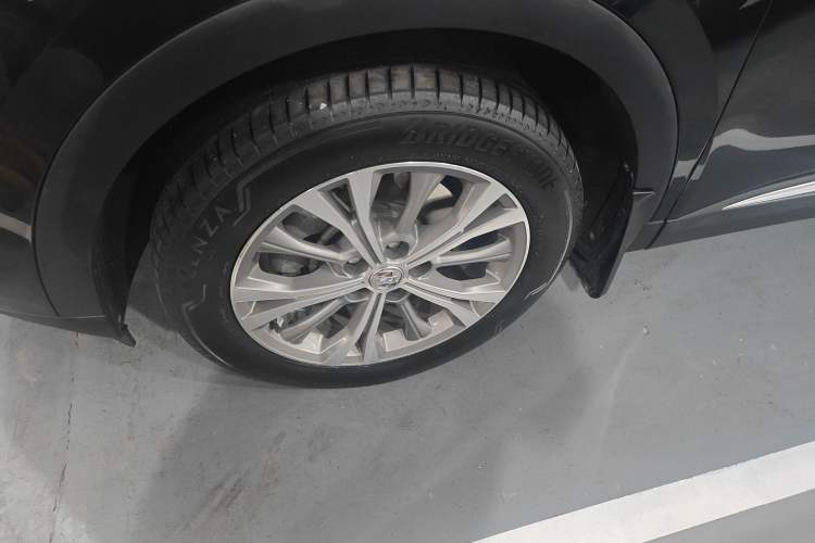 Used Buick Envision 2022 Encore Plus 652T Five-Seat Luxury Model