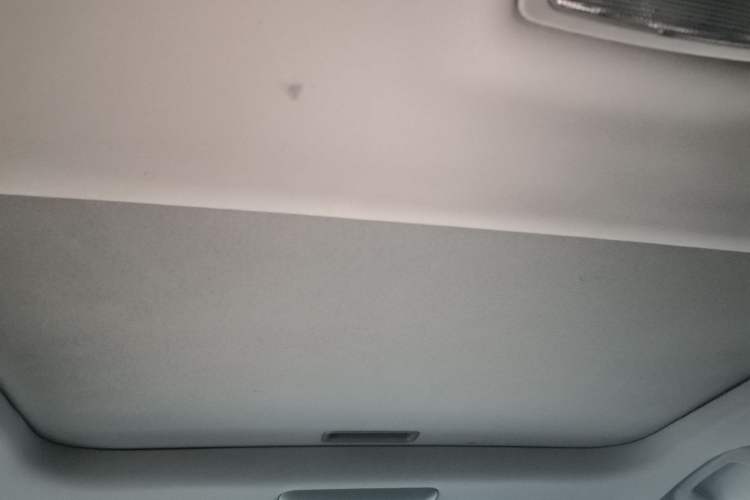 Used Chevrolet Captiva 2014 2.4L Two-Wheel Drive Urban Version 7 Seats
