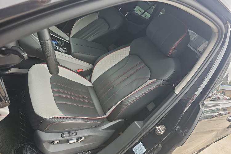 Used Volkswagen Teramont X 2024 380TSI Four-Wheel Drive Prestige Luxury Edition Left Front Seat