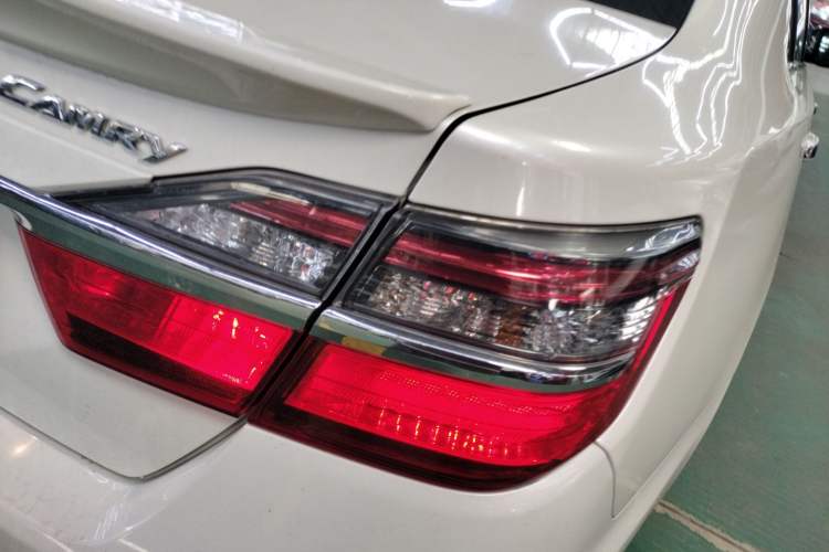 Used Toyota Camry 2015 2.0G Premier Edition