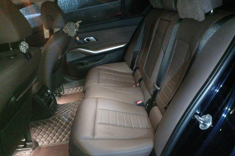 Used BMW 3 Series 2021 Facelifted 320Li M Sport Package Left Rear Seat