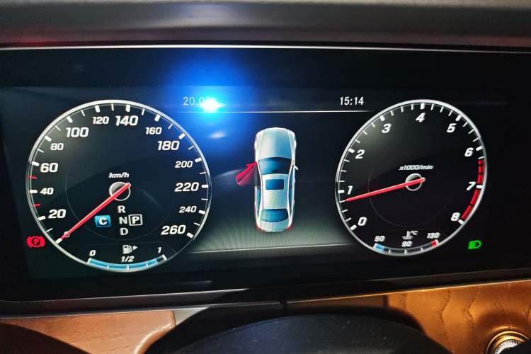 Used Mercedes-Benz E-Class 2016 E 300 L Stylish Model
