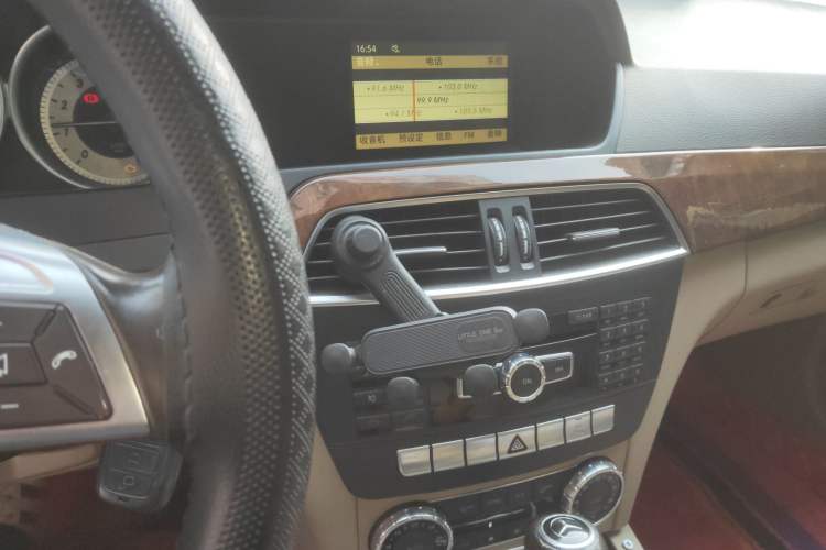 Used Mercedes-Benz C-Class 2010 C 200 CGI Elegance Model
