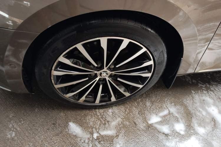 Used Skoda Superb 2016 TSI330 DSG Smart Drive Edition