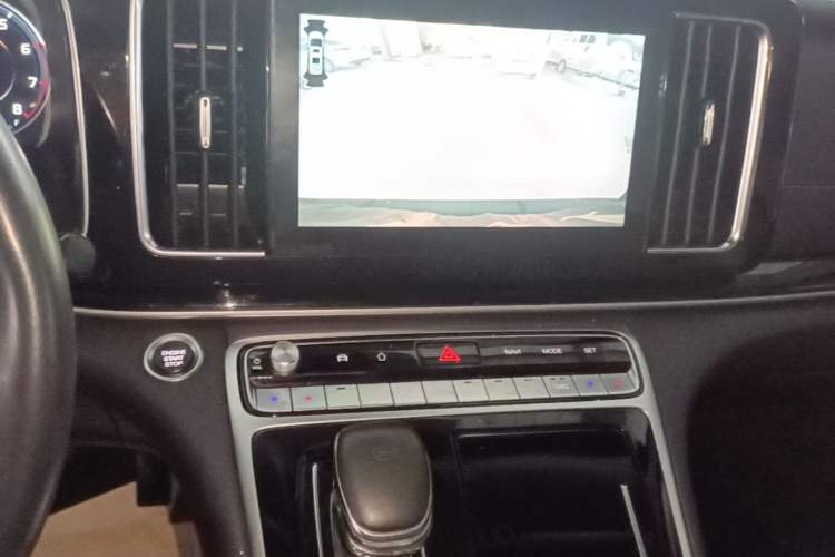 Used GAC Trumpchi M8 2021 Master Series 390T Prestige Edition Audio And AC Panel