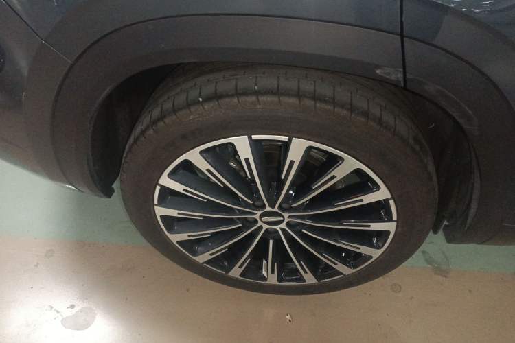 Used Geely Auto Monjaro L 2025 Dongfang Yao 2.0TD Automatic Lanxing Edition