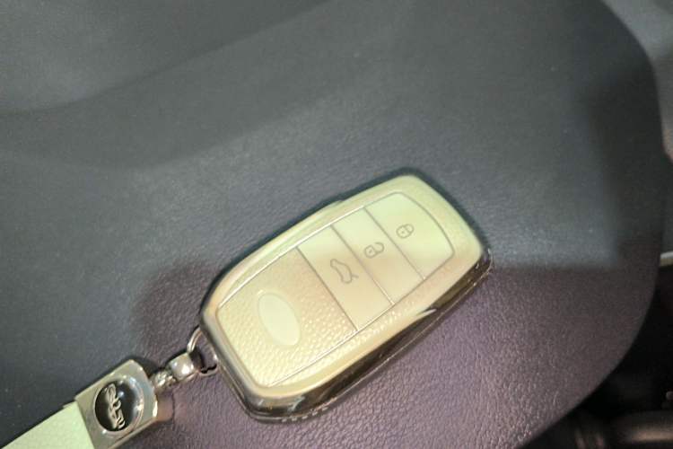 Used Toyota Levin 2023 Smart Electric Hybrid Dual-Engine 1.8L Luxury Edition
