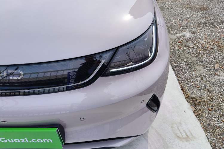 Used BYD Dolphin 2025 Smart Drive Version 420 km Freedom Edition
