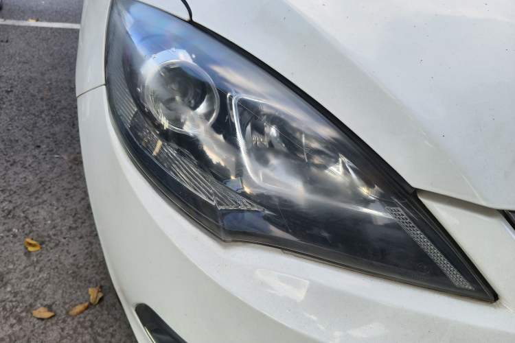 Used Chery Fengyun 2 2015 1.5L Manual New Edition Right Front Headlight