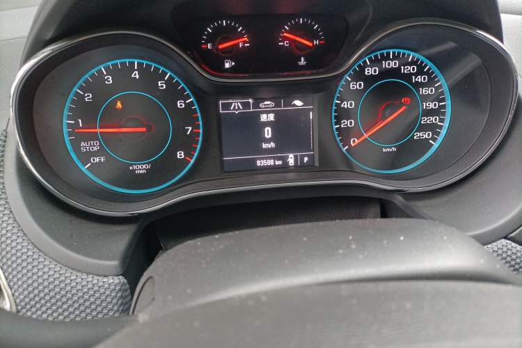 Used Chevrolet Cruze 2017 1.5L Automatic Pioneer Sunroof Edition
