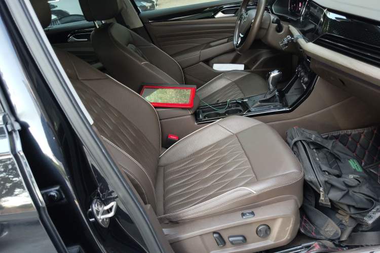 Used Volkswagen Passat 2019 380TSI Prestige Edition China VI Standard
