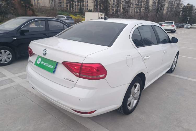 Used Volkswagen Lavida 2017 1.6L Automatic Fashion Edition
