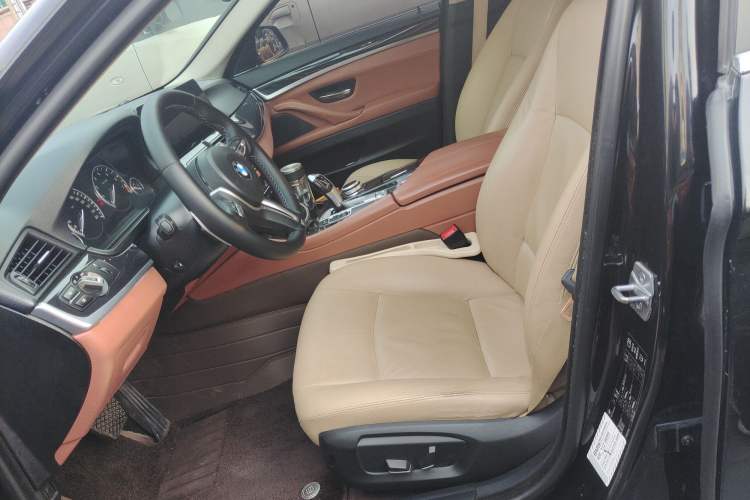 Used BMW 5 Series 2014 520Li Elegant Model