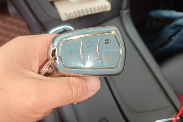 Used Cadillac XT5 2018 28E Four-Wheel Drive Tech Version