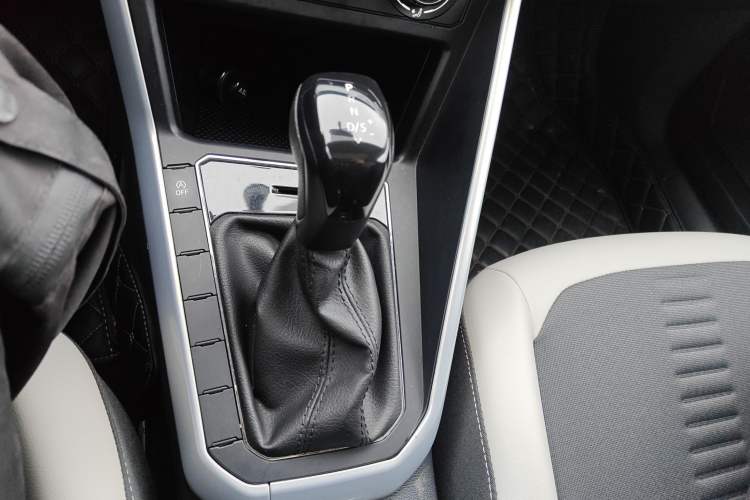 Used Volkswagen Polo 2019 Plus 1.5L Automatic Colorful Technology Edition Gear Lever