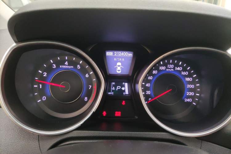 Used Hyundai Elantra (5th Generation / Langdong) 2015 1.6L Automatic Leading Model Instrument Cluster