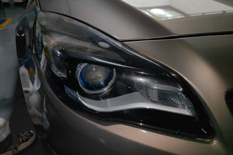 Used Buick Regal 2015 2.0L Leading Fashion Edition