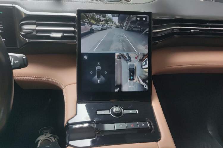 Used Nio ES8 2018 355 km Base Version 7-Seater Edition Audio And AC Panel