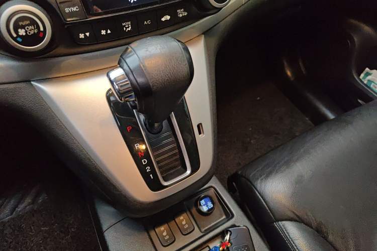 Used Honda CR-V 2013 2.4L two-wheel drive luxury version