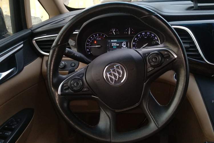 Used Buick GL8 2018 ES 28T Premium Model China VI Standard