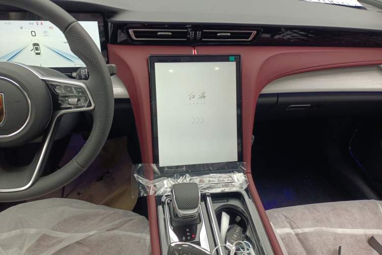 Used Hongqi H5 2025 2.0T Automatic Flag Edition – 500 000 Units Commemorative Version