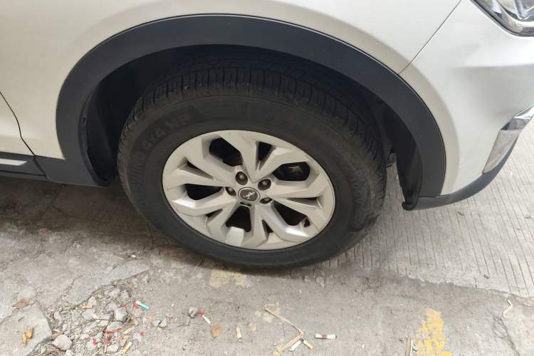 Used Hanteng X7 2018 X7S 1.5T Automatic Luxury Model Right Front Wheel Hub