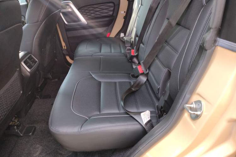 Used BAIC Off-Road BJ40 2019 2.3T Automatic Four-Wheel Drive Ring the Tower Champion Edition China VI
