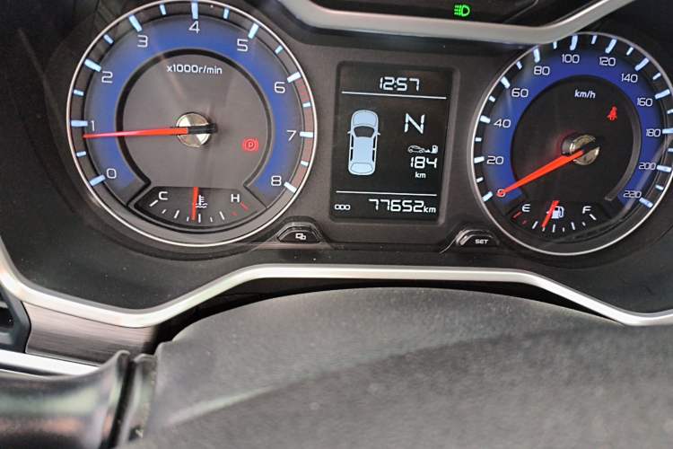 Used Geely Auto Vision X3 2017 1.5L Automatic Elite Model Odometer Close Up