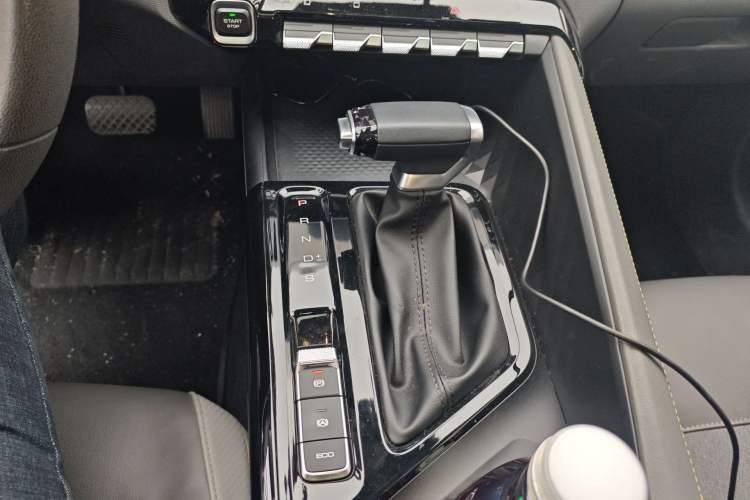 Used Baojun RC-5 2020 RC-5W 1.5T CVT Smart Luxury Edition Gear Lever