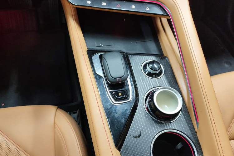 Used Zeekr 001 2022 Long-Range Dual-Motor WE Edition Gear Lever