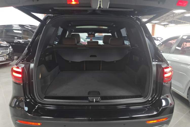 Used Mercedes-Benz GLB 2024 GLB 220 Dynamic Edition Trunk