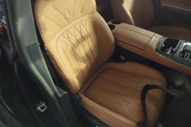 Used Geely Galaxy Galaxy 8 2025 130km EM-P Starship Edition
