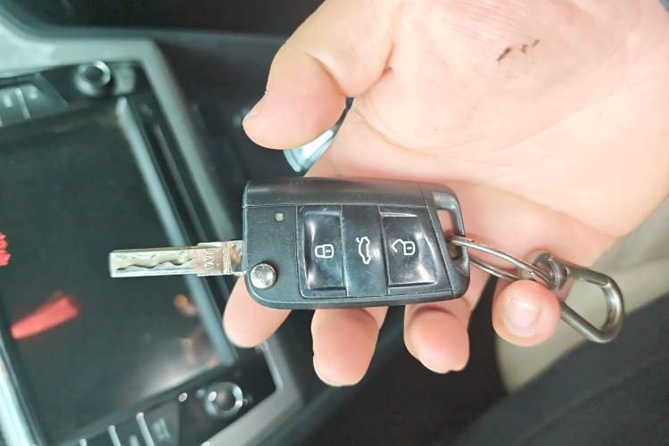 Used Volkswagen Lamando 2015 230TSI DSG Fashion Edition