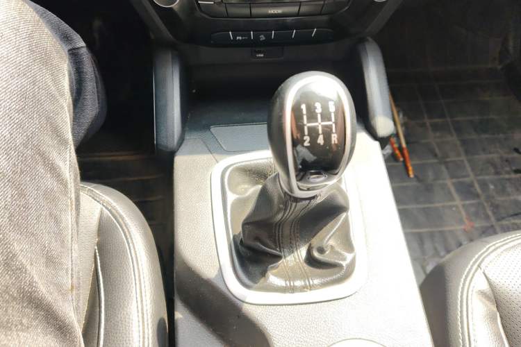 Used Geely Auto Vision X6 2016 1.8L Manual Luxury Model