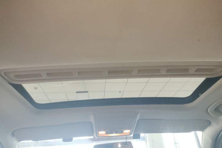 Used Volkswagen Gran Lavida 2017 230TSI DSG Comfort Edition
