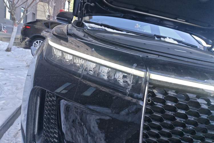 Used Li Auto ONE 2020 Extended-Range 6-Seater Version Right Front Headlight