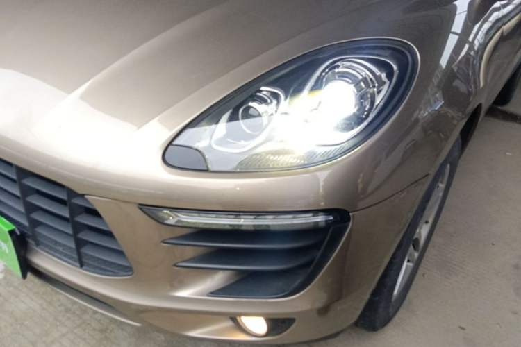 Used Porsche Macan 2017 Macan 2.0T Left Front Headlight