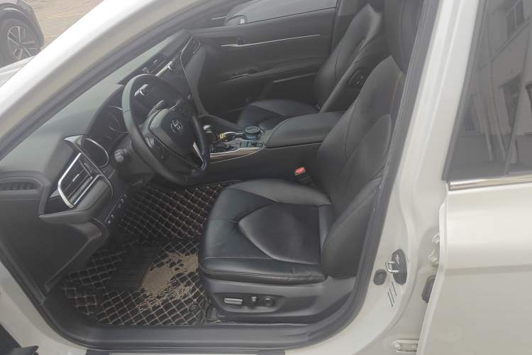 Used Toyota Camry 2019 Revised Version 2.0G Luxury Edition