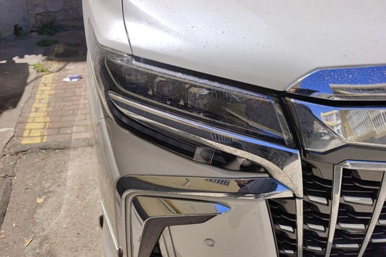 Used Toyota Alphard 2018 3.5L Prestige Edition
